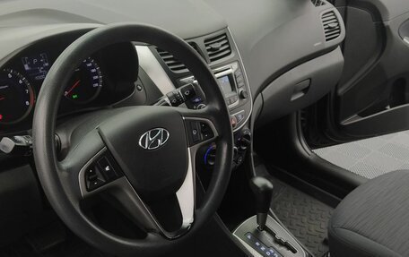 Hyundai Solaris II рестайлинг, 2015 год, 915 000 рублей, 18 фотография
