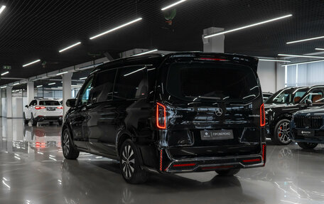 Mercedes-Benz Vito, 2023 год, 6 900 000 рублей, 4 фотография