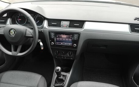 Skoda Rapid I, 2017 год, 1 270 000 рублей, 14 фотография