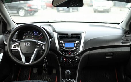 Hyundai Solaris II рестайлинг, 2011 год, 659 000 рублей, 11 фотография