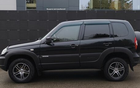 Chevrolet Niva I рестайлинг, 2018 год, 809 000 рублей, 8 фотография