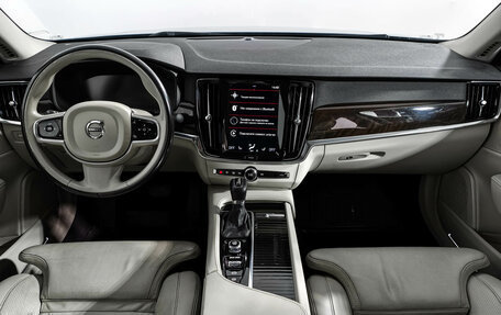 Volvo S90 II рестайлинг, 2017 год, 2 295 000 рублей, 16 фотография