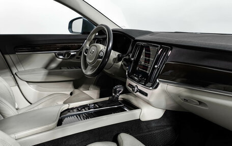 Volvo S90 II рестайлинг, 2017 год, 2 295 000 рублей, 15 фотография