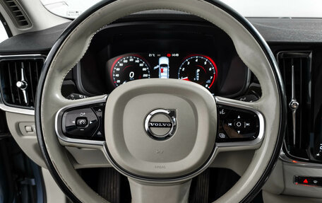 Volvo S90 II рестайлинг, 2017 год, 2 295 000 рублей, 18 фотография