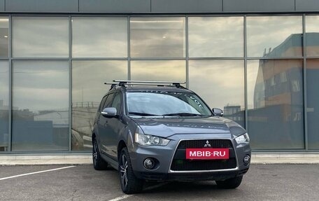 Mitsubishi Outlander III рестайлинг 3, 2010 год, 580 000 рублей, 2 фотография