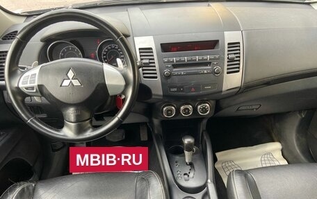 Mitsubishi Outlander III рестайлинг 3, 2010 год, 580 000 рублей, 7 фотография