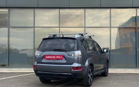 Mitsubishi Outlander III рестайлинг 3, 2010 год, 580 000 рублей, 4 фотография
