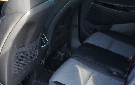 Hyundai Tucson III, 2018 год, 1 820 000 рублей, 12 фотография