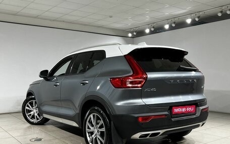 Volvo XC40 I, 2019 год, 2 699 000 рублей, 4 фотография