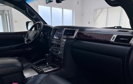 Lexus LX III, 2014 год, 3 990 000 рублей, 15 фотография