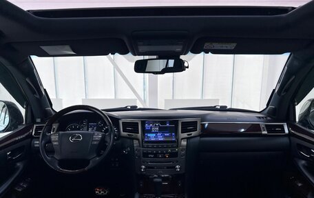 Lexus LX III, 2014 год, 3 990 000 рублей, 17 фотография
