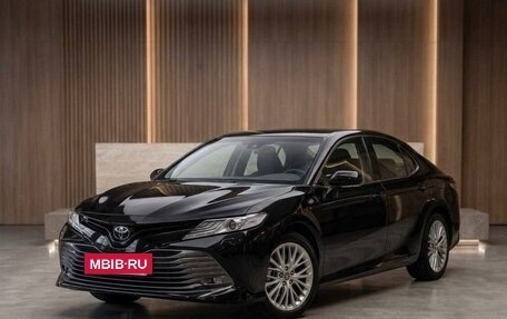 Toyota Camry, 2019 год, 2 099 000 рублей, 3 фотография