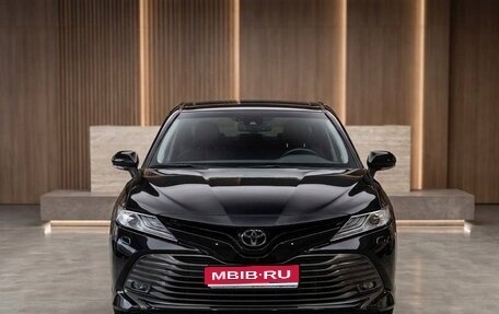 Toyota Camry, 2019 год, 2 099 000 рублей, 1 фотография