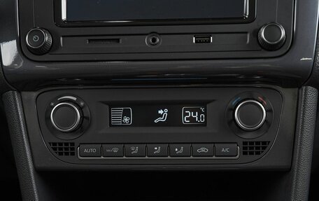 Volkswagen Polo VI (EU Market), 2018 год, 1 149 000 рублей, 16 фотография