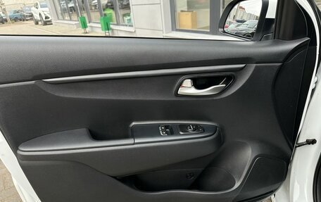 KIA Rio IV, 2020 год, 1 299 000 рублей, 5 фотография