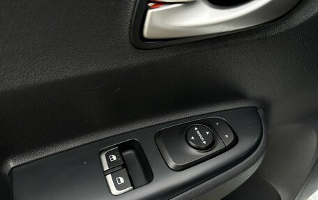 KIA Rio IV, 2020 год, 1 299 000 рублей, 6 фотография