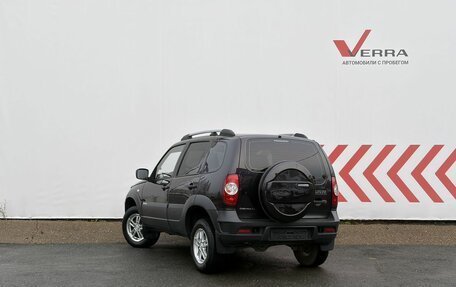 Chevrolet Niva I рестайлинг, 2015 год, 600 000 рублей, 3 фотография