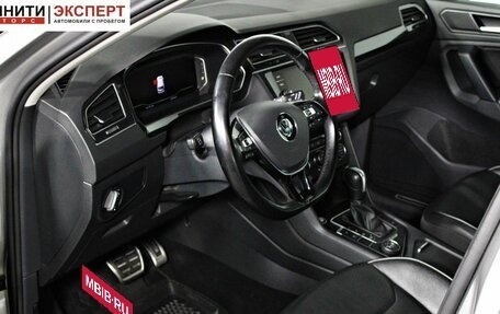 Volkswagen Tiguan II, 2020 год, 3 097 000 рублей, 11 фотография
