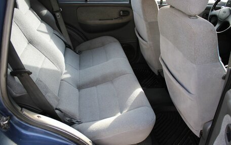 KIA Sportage IV рестайлинг, 2003 год, 279 000 рублей, 14 фотография