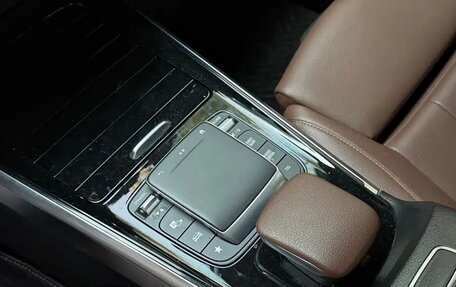 Mercedes-Benz GLB, 2023 год, 2 388 333 рублей, 12 фотография