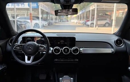 Mercedes-Benz GLB, 2023 год, 2 388 333 рублей, 16 фотография