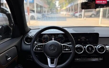 Mercedes-Benz GLB, 2023 год, 2 388 333 рублей, 9 фотография