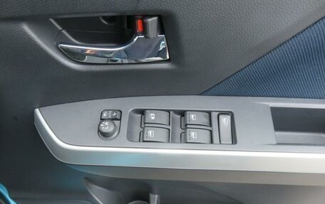 Toyota Roomy I, 2022 год, 1 000 008 рублей, 11 фотография