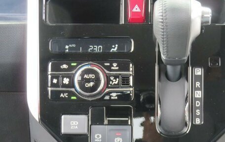 Toyota Roomy I, 2022 год, 1 000 008 рублей, 17 фотография