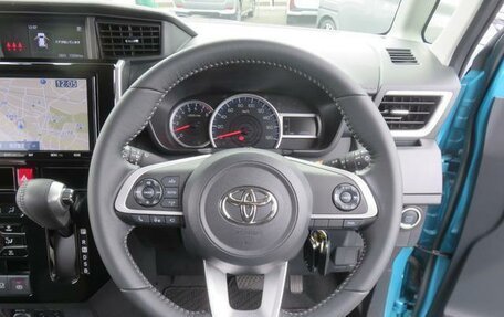 Toyota Roomy I, 2022 год, 1 000 008 рублей, 12 фотография