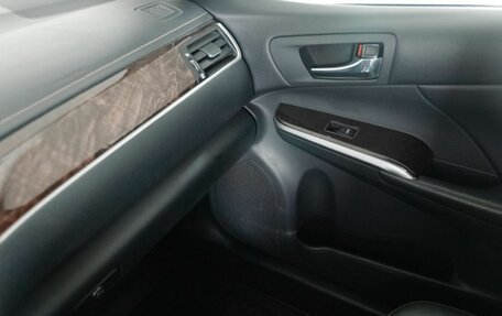 Toyota Camry, 2017 год, 2 650 000 рублей, 13 фотография