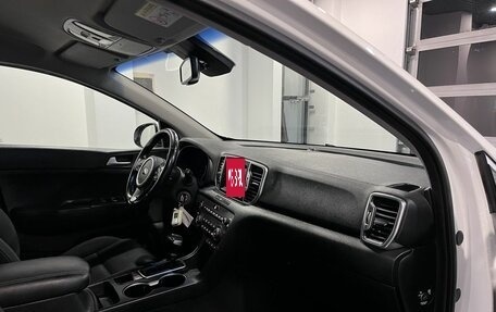 KIA Sportage IV рестайлинг, 2018 год, 1 800 000 рублей, 12 фотография