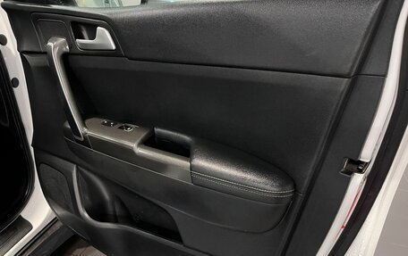 KIA Sportage IV рестайлинг, 2018 год, 1 800 000 рублей, 28 фотография