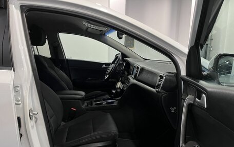 KIA Sportage IV рестайлинг, 2018 год, 1 800 000 рублей, 29 фотография