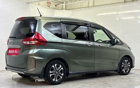 Honda Freed II, 2022 год, 1 550 008 рублей, 3 фотография
