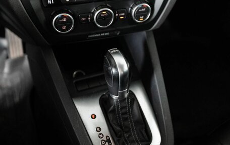 Volkswagen Jetta VI, 2013 год, 750 000 рублей, 13 фотография
