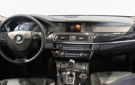BMW 5 серия, 2013 год, 1 580 000 рублей, 6 фотография