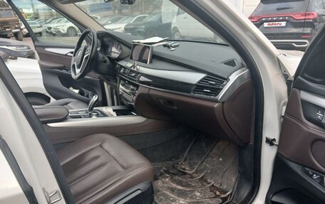 BMW X5, 2017 год, 2 400 000 рублей, 8 фотография