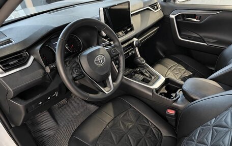 Toyota RAV4, 2021 год, 3 449 000 рублей, 7 фотография