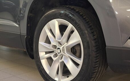Skoda Karoq I, 2021 год, 2 280 000 рублей, 9 фотография
