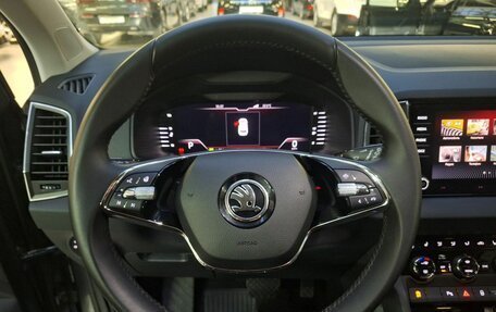 Skoda Karoq I, 2021 год, 2 280 000 рублей, 11 фотография