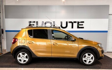 Renault Sandero II рестайлинг, 2017 год, 899 000 рублей, 3 фотография