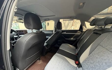 Volkswagen Lavida, 2023 год, 1 130 000 рублей, 8 фотография
