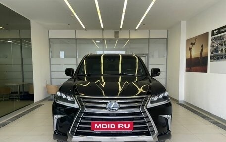 Lexus LX III, 2017 год, 6 800 000 рублей, 2 фотография