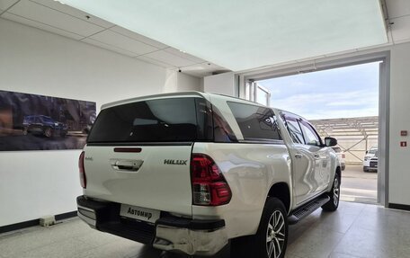 Toyota Hilux VIII, 2016 год, 3 400 000 рублей, 7 фотография