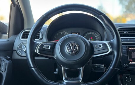Volkswagen Polo VI (EU Market), 2018 год, 1 370 000 рублей, 3 фотография