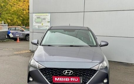 Hyundai Solaris II рестайлинг, 2021 год, 1 759 000 рублей, 2 фотография