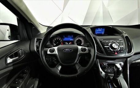 Ford Kuga III, 2014 год, 945 000 рублей, 18 фотография