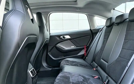 BMW 2 серия, 2025 год, 3 950 000 рублей, 18 фотография