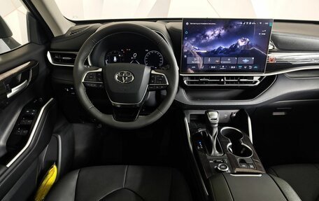 Toyota Highlander, 2026 год, 5 980 000 рублей, 19 фотография