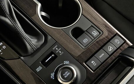 Toyota Highlander, 2026 год, 5 980 000 рублей, 20 фотография